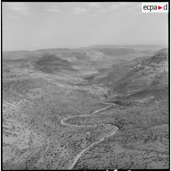 Vue du terrain sur lequel se déroule l'opération.