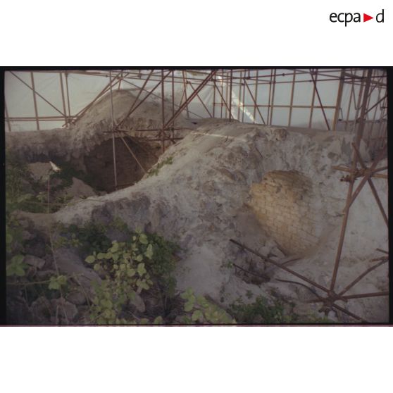 Fort de la Pompelle. Travaux d'étanchéité sur tout le fort. [légende d'origine]
