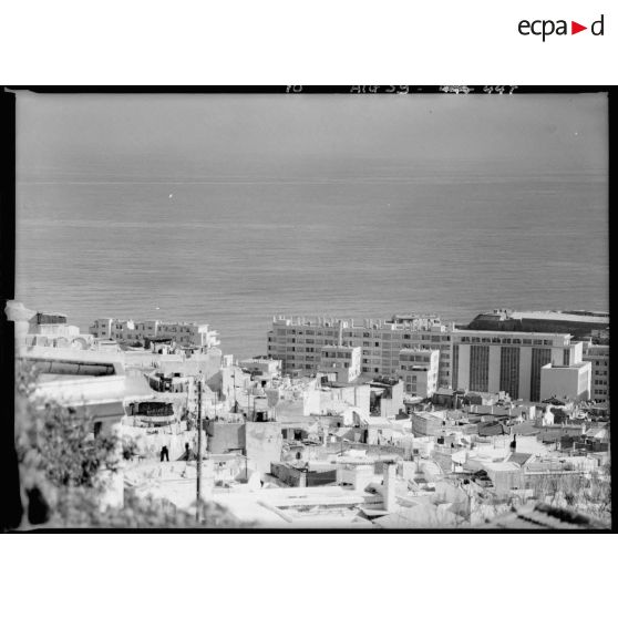 Photographie de la Casbah vue des remparts du musée Franchet d'Espèrey.